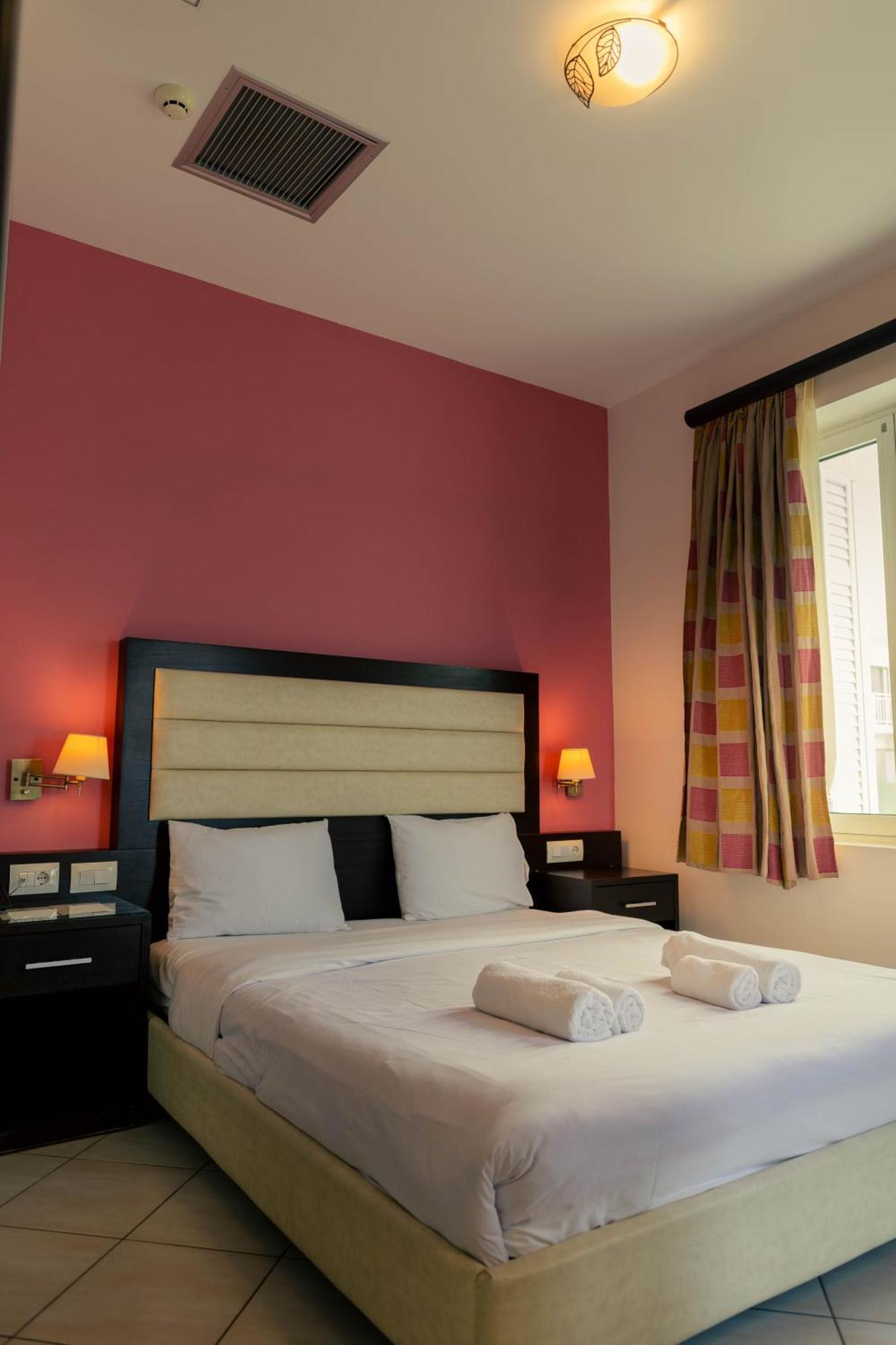 Hotel Kyani Akti Ксилокастро Экстерьер фото