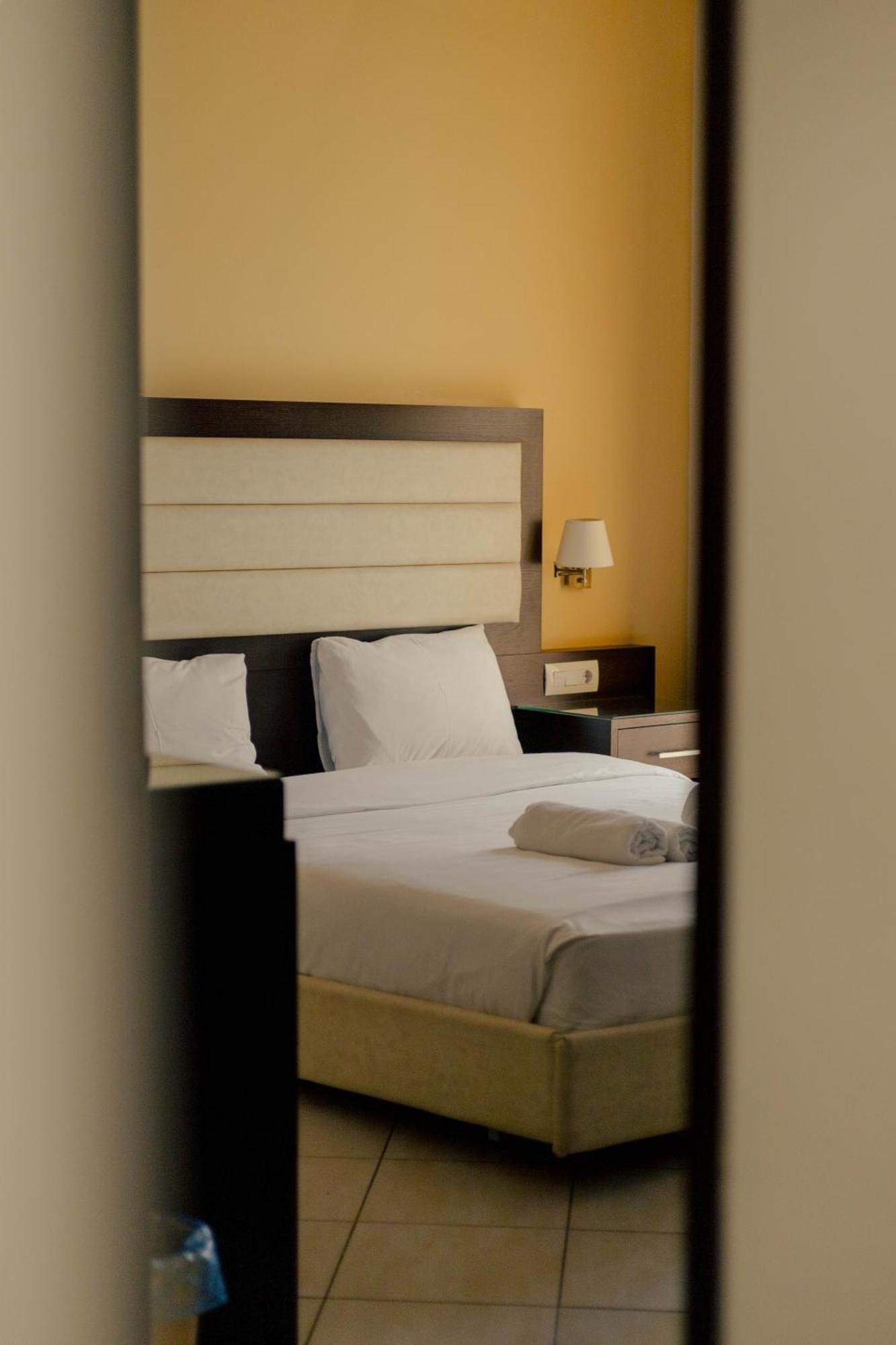 Hotel Kyani Akti Ксилокастро Экстерьер фото
